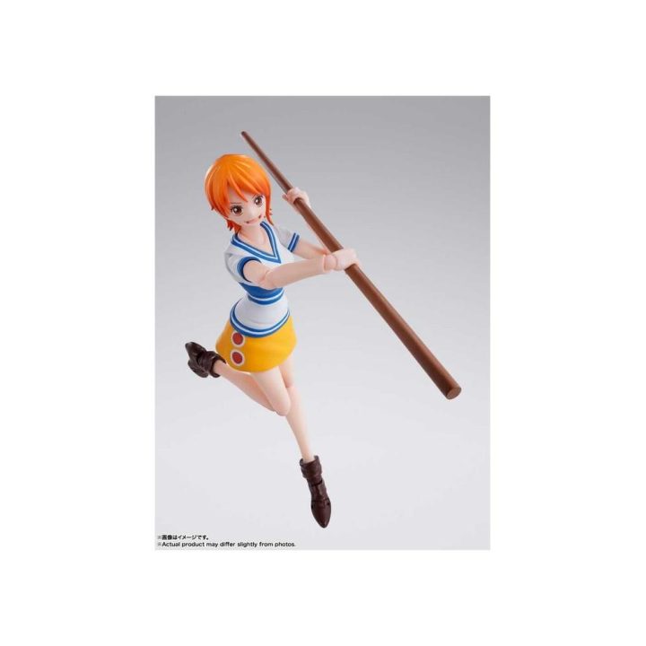 Tamashii Nations Nami Romance Dawn 14 cm One Piece S.H.Figuarts…