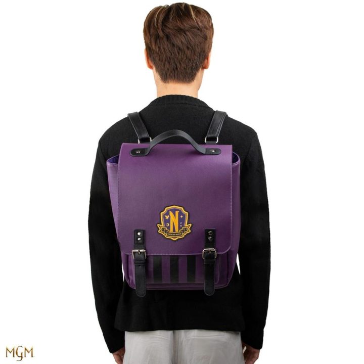 Mochila Cinereplicas Nevermore Academy roxo (CR2484)