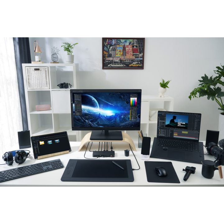 ASUS Triple 4K Thunderbolt 4 Dock DC500