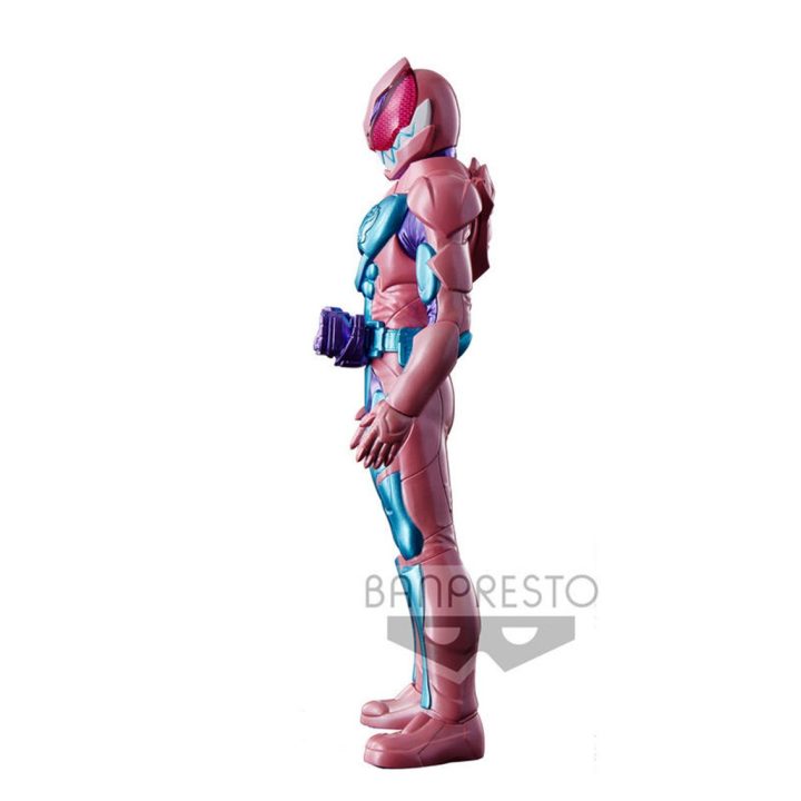 Figura Banpresto kamen rider revi (BP18128)