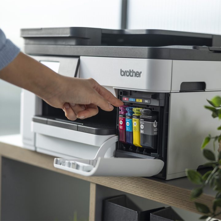 Brother LC528M cartucho de tinta 1 unidade(s) Original Magenta