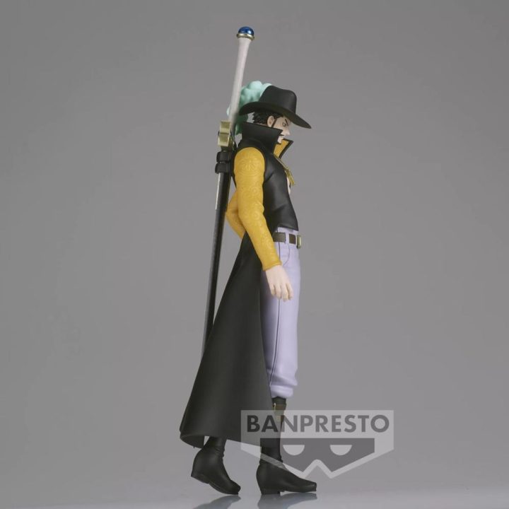 Banpresto One Piece The Shukko Dracule Mihawk Figure 16cm (BP89726P)