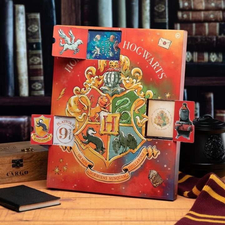 Paladone Harry Potter Hogwarts Advent Calendar