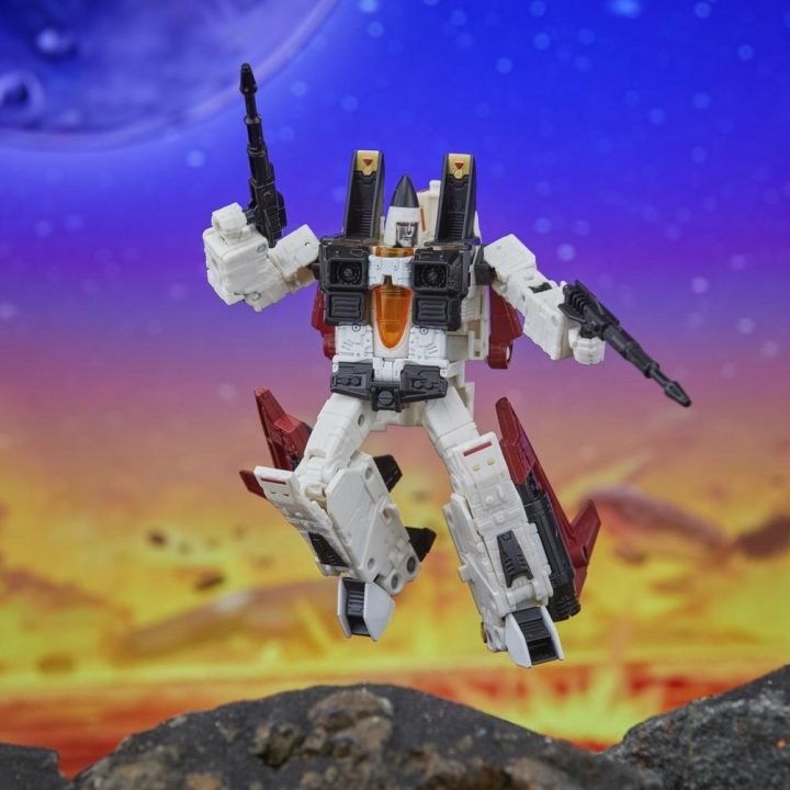 Hasbro Transformers: Legacy United Voyager Class G1 Universe Ramjet