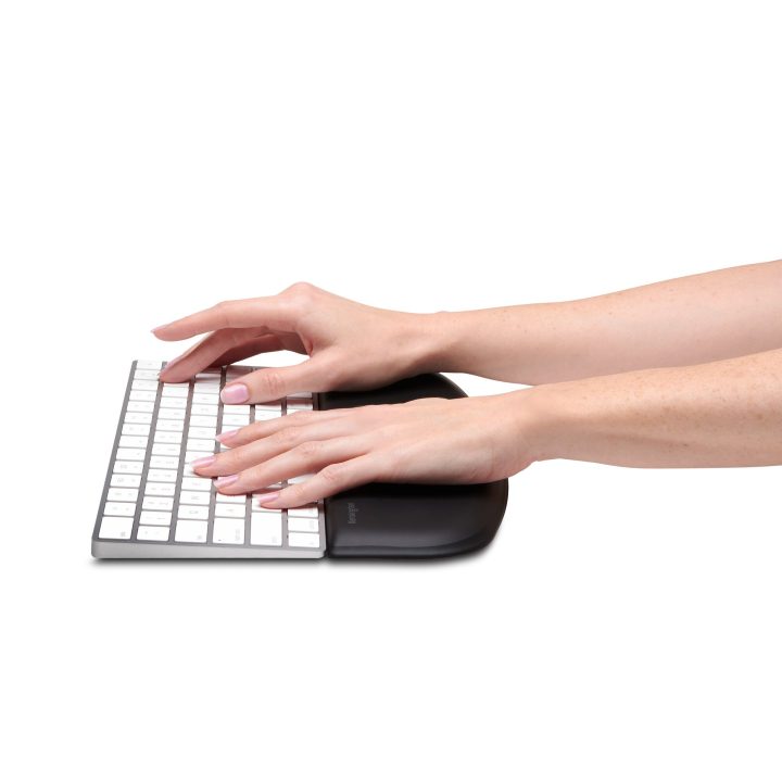 Apoio de Punhos Kensington ErgoSoft para Teclados Finos e Compactos