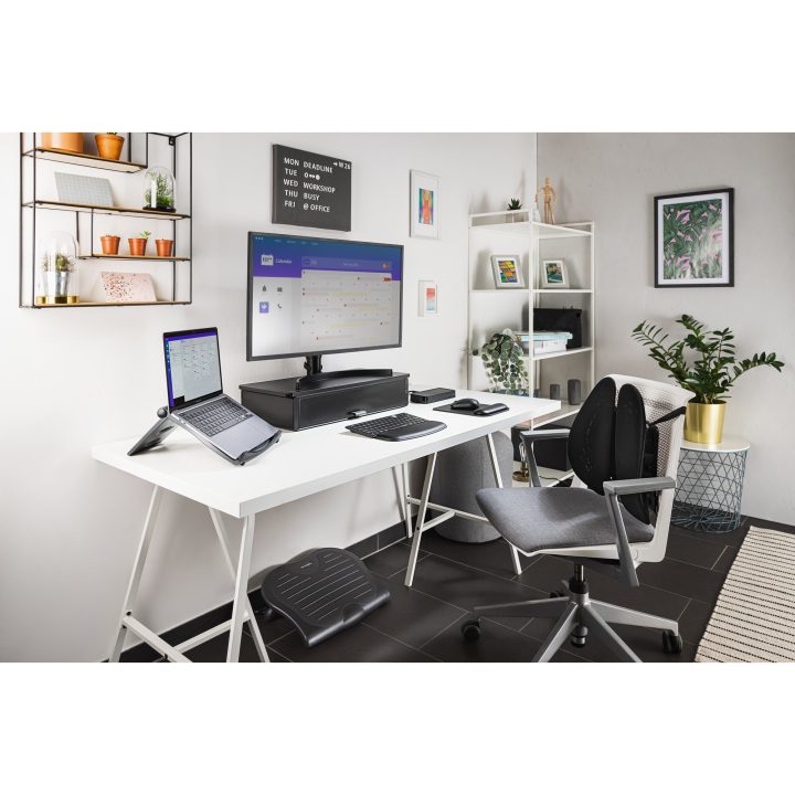 Kensington ErgoSoft Wrist Rest for Slim and Compact Keyboards
