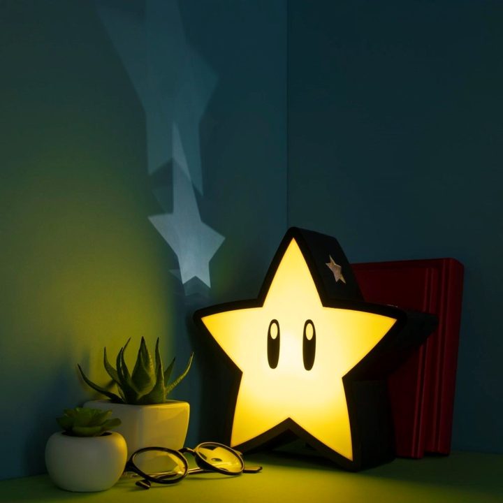 Lâmpada Paladone Super Mario Super Estrela 25 cm (PP5100NN)