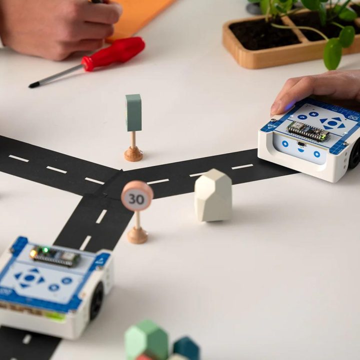 Arduino Alvik Robot (AKX00066)