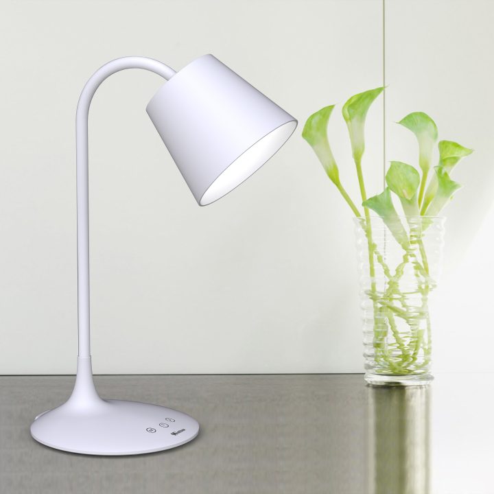 Lâmpada de mesa Muvit io Wi-Fi branca (HSD9035WE-5)