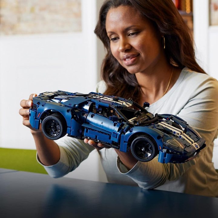 Lego Technic Ford (42154)