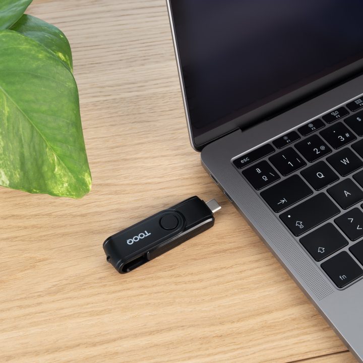 Leitor de Cartões TooQ USB (USB-C 2.0 + USB A 3.0), SD/TF, Preto