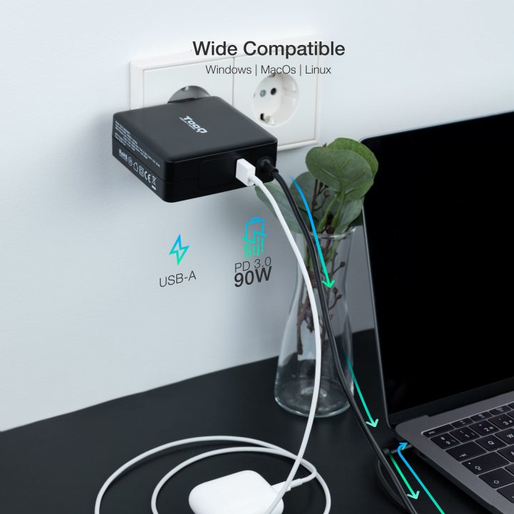 TooQ TQLC-USBC90PD adaptador e inversor de corrente Auto 90 W Preto