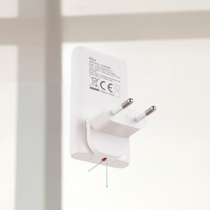 TooQ Travel Charger Type C and Type A, GaN 65W, USB-C/PD + USB-A/QC…