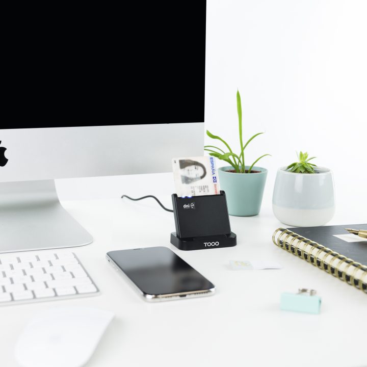 TooQ Leitor de Cartões Inteligentes DNIe VISION USB 2.0, Preto