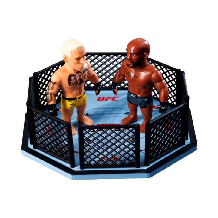 Bizak UFC Articulated Action Figure 7-5 cm + Fighting Set 1 Random…