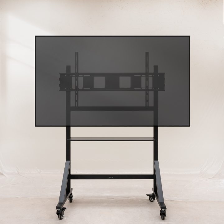 TooQ Optimus 2.67 m (105") Black