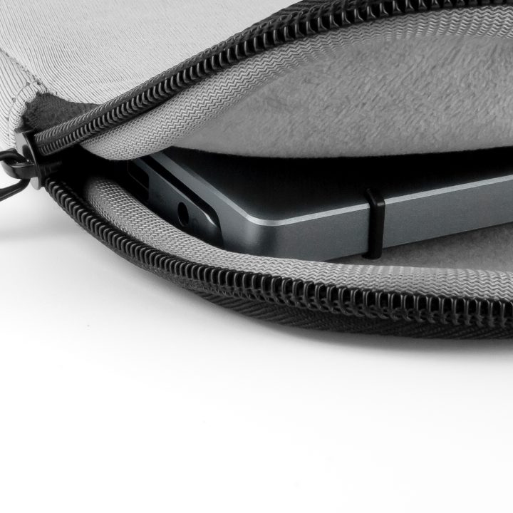 Phoenix Technologies Phoenix Neoprene Sleeve for Tablet or 14-inch…