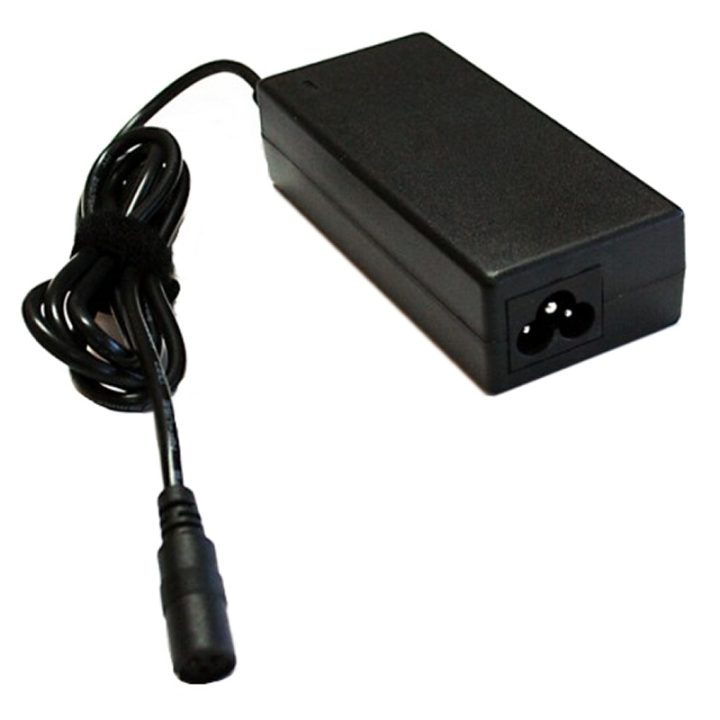 CoolBox CARGADOR PORTATIL UNIVERSAL 65W + 14 PUNTAS