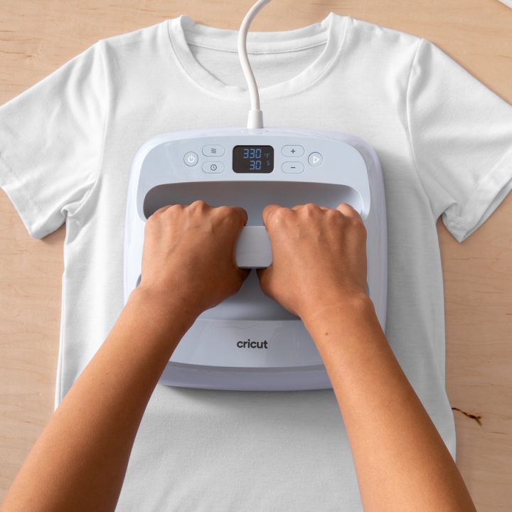 Cricut Joy Xtra Smart Iron-On Folha de vinil de transferência térmica…