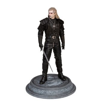 Dark Horse The Witcher Geralt of Rivia Transformed Version Netflix…
