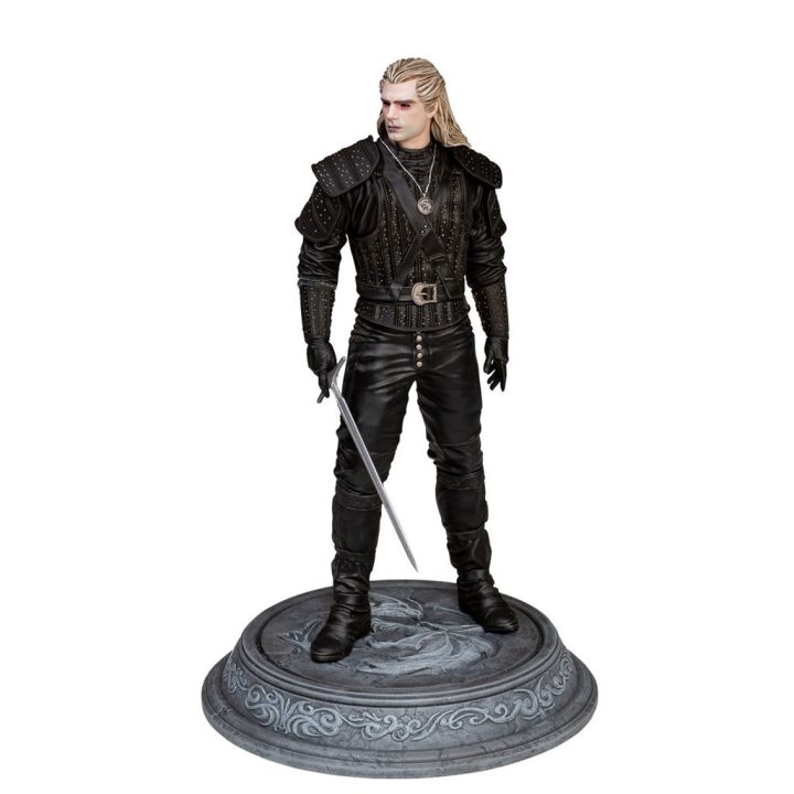 Figura dark horse the witcher geralt de rivia transformado version…