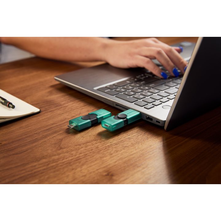 Kingston Technology DataTraveler 128GB USB-A + USB-C 3.2 Gen 1 DuoG2