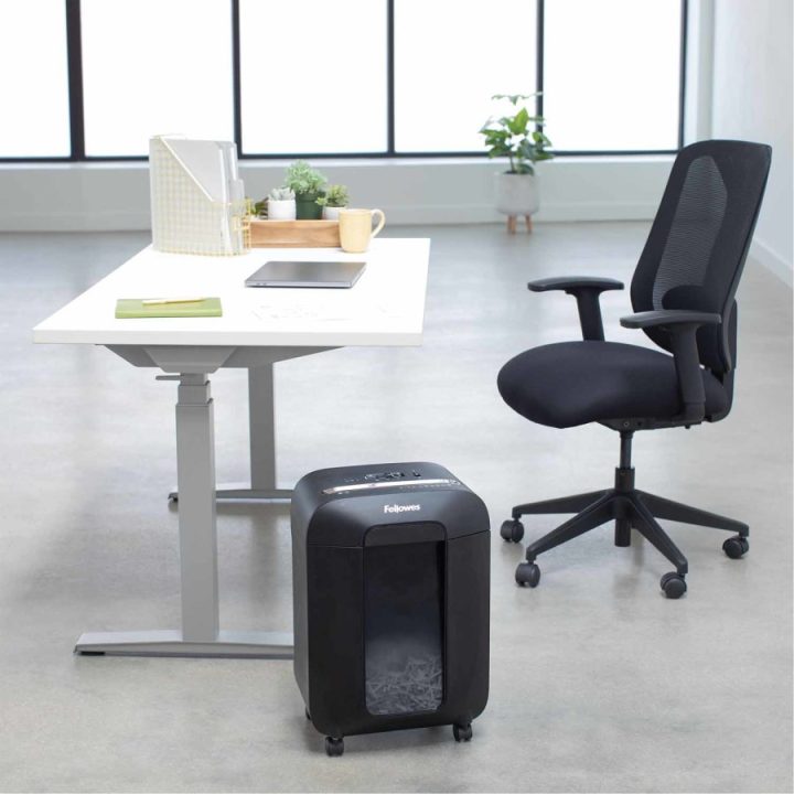 Fellowes LX85 triturador de papel 75 dB 22,4 cm Negro
