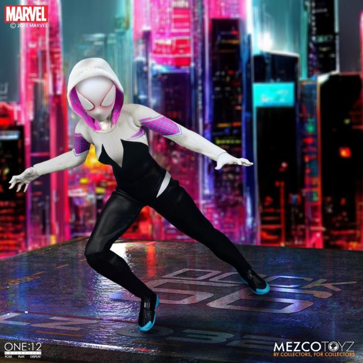 Mezco toyz Ghost-spider fig 16 cm Marvel one:12 collective (SDD77310)