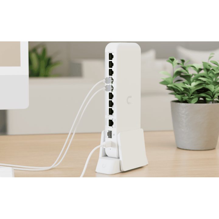 Ubiquiti UACC-UTS Passive Router Mount White