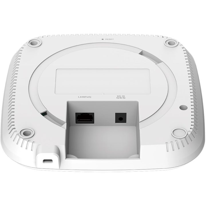 D-Link AC1200 1200 Mbit/s White Power over Ethernet (PoE)