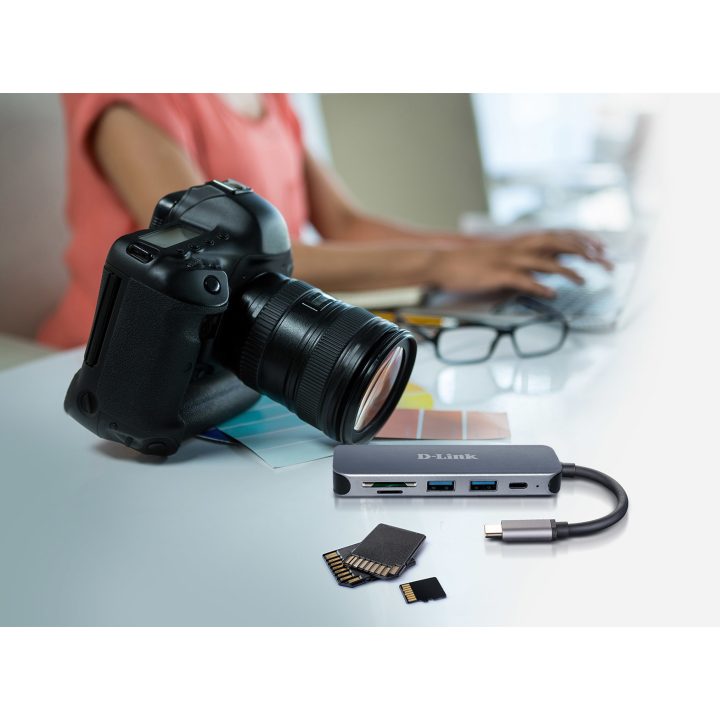D-Link DUB-2325 Laptop Docking Station and USB Type-C Port Replicator…