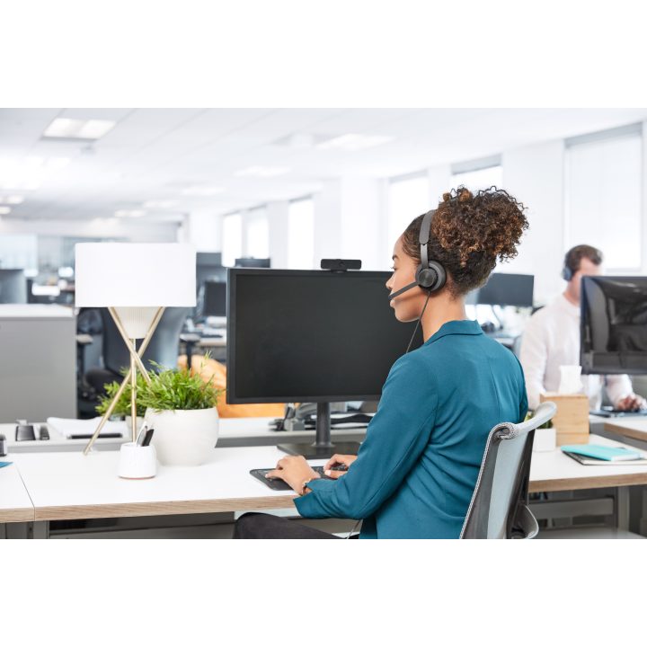 Logitech Zone Wired UC wired over-ear headphones (981-000875)