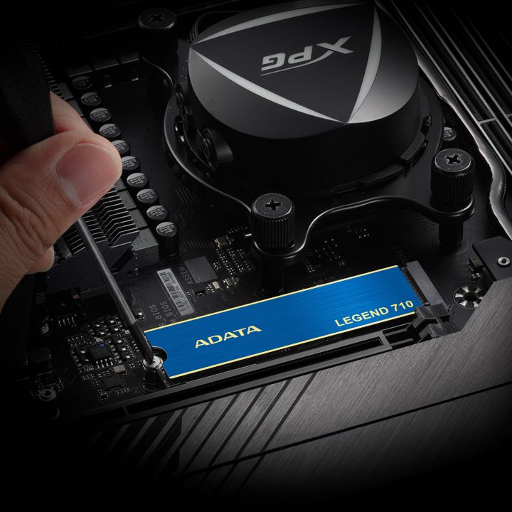 ADATA LEGEND 710 1 TB M.2 NVMe PCIe 3.0