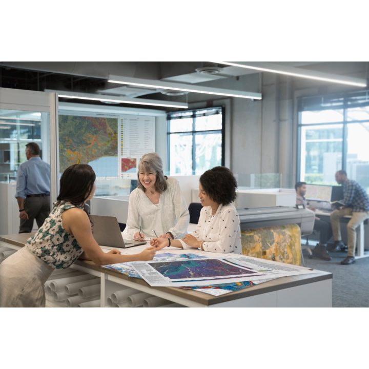HP Designjet Z6 PostScript 24-inch Printer