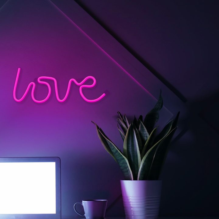Forever neon LED love pink lamp (RTV100208)