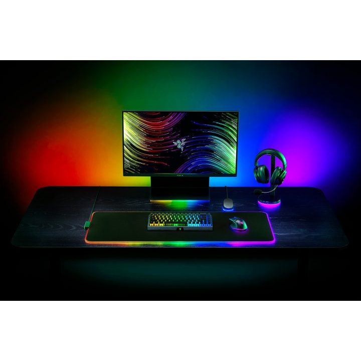 Razer Strider Chroma Gaming Mouse Pad Black (RZ02-04490100-R3M1)