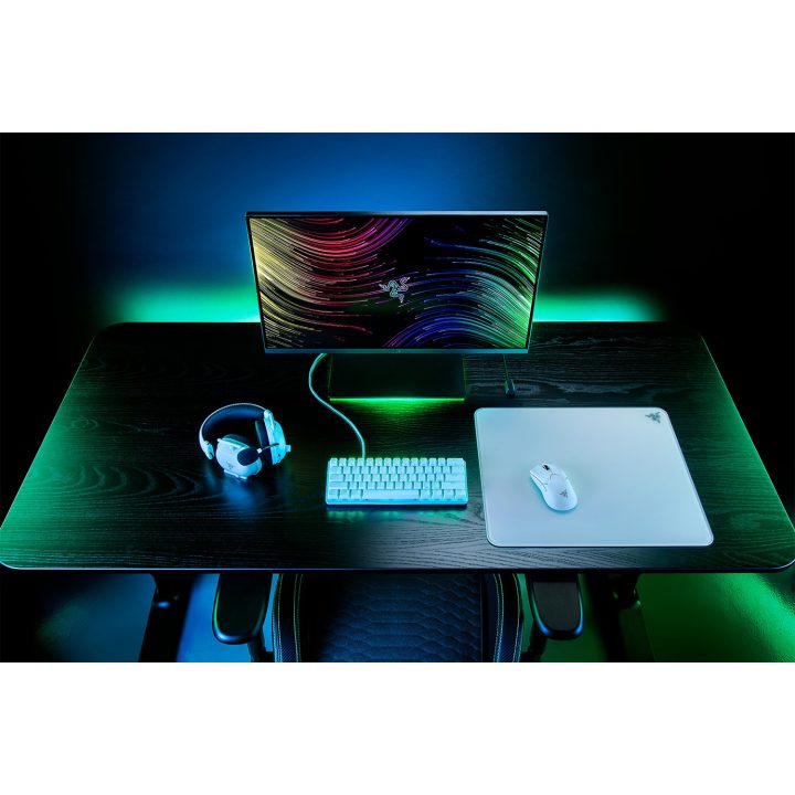 Razer Atlas Gaming Mouse Pad White (RZ02-04890200-R3M1)