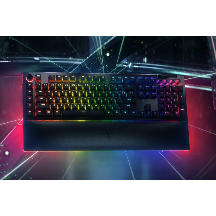Razer BlackWidow V4 Pro Yellow Switch Keyboard (US)…
