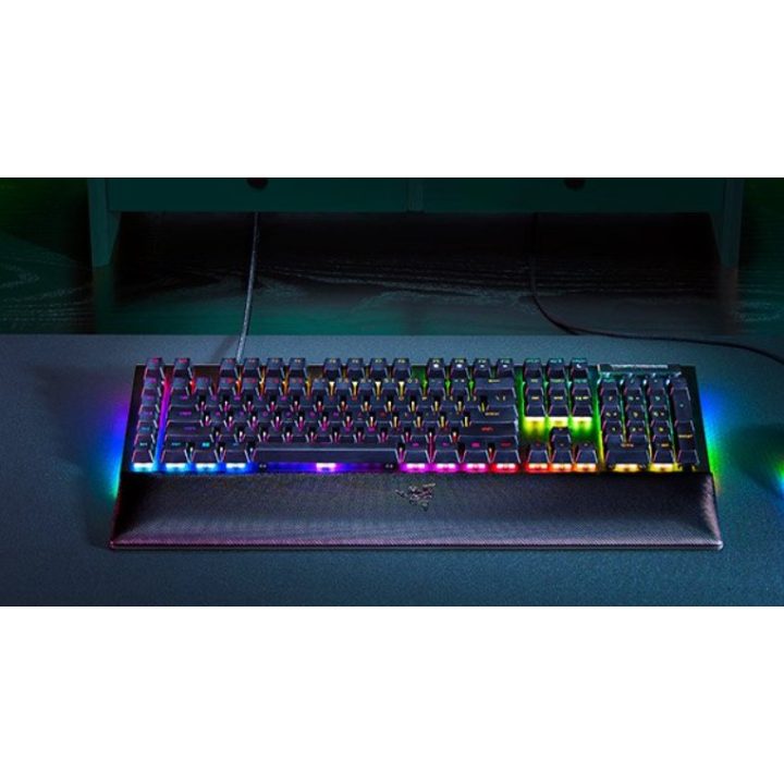 Razer BlackWidow V4 Green Switch Keyboard (US) (RZ03-04690100-R3M1)
