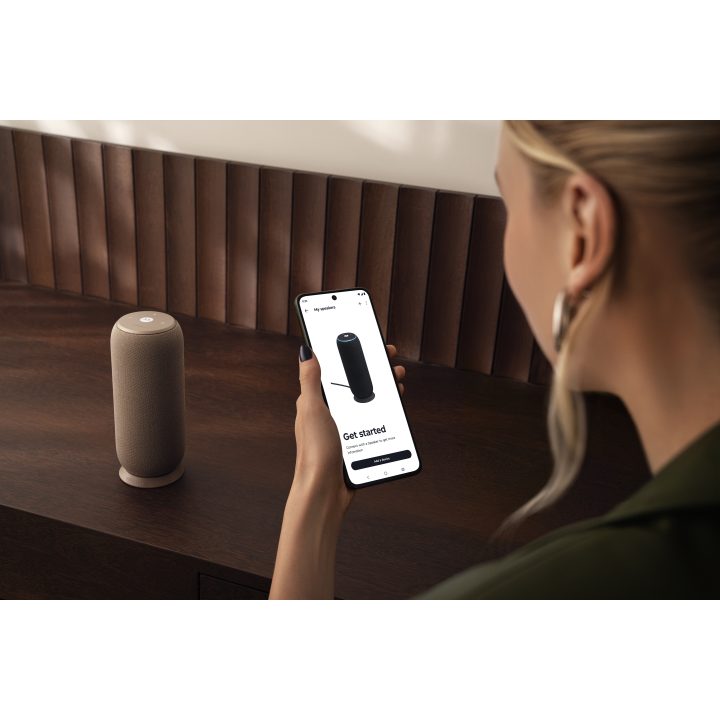 Motorola moto sound flow Portable Mono Speaker Taupe Gray 30 W