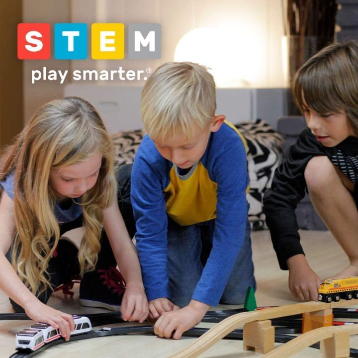 Intelino j-1 smart train starter kit (INT-J1-SS1-13)