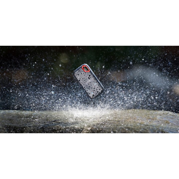 SanDisk Extreme Portable 1 TB (SDSSDE61-1T00-G25)