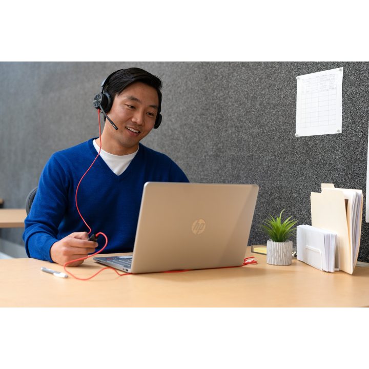 Auscultadores com fio Poly Blackwire 8225