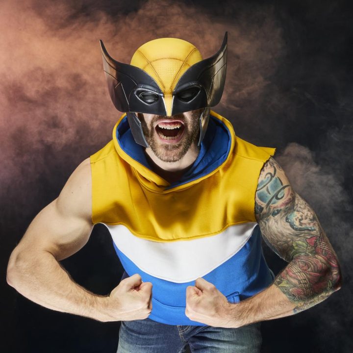 Réplica casco premium Hasbro Marvel tudios deadpool & wolverine -…