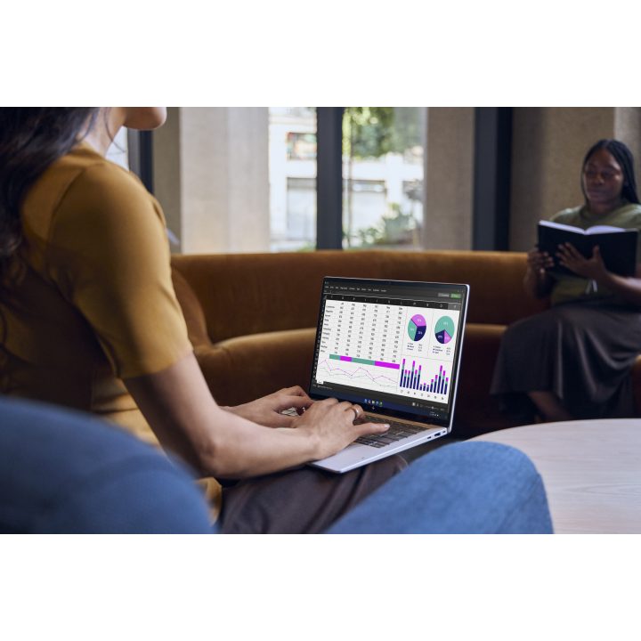 HP EliteBook X G2q Copilot+ PC Snapdragon X1P-42-100 32 GB 1 TB SSD…
