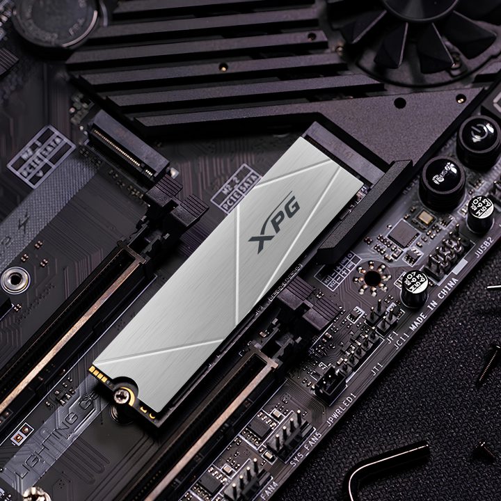 ADATA XPG 512 GB M.2 NVMe PCIe 4.0