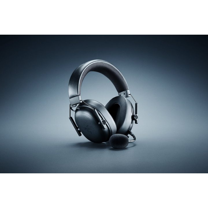 Razer Blackshark V3 Wireless and Wired Over-Ear Headphones…