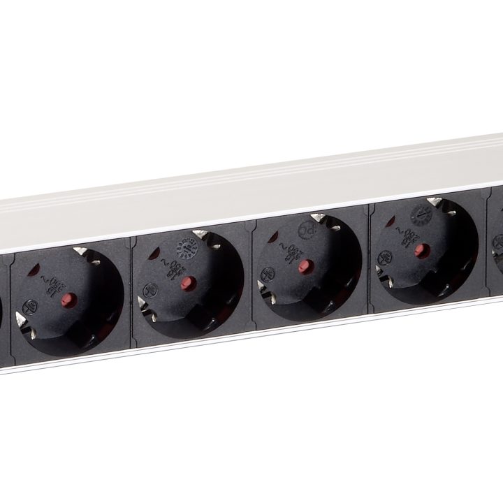 Equip 333293 Power Distribution Unit (PDU) 8 AC Outlets 1U Black…