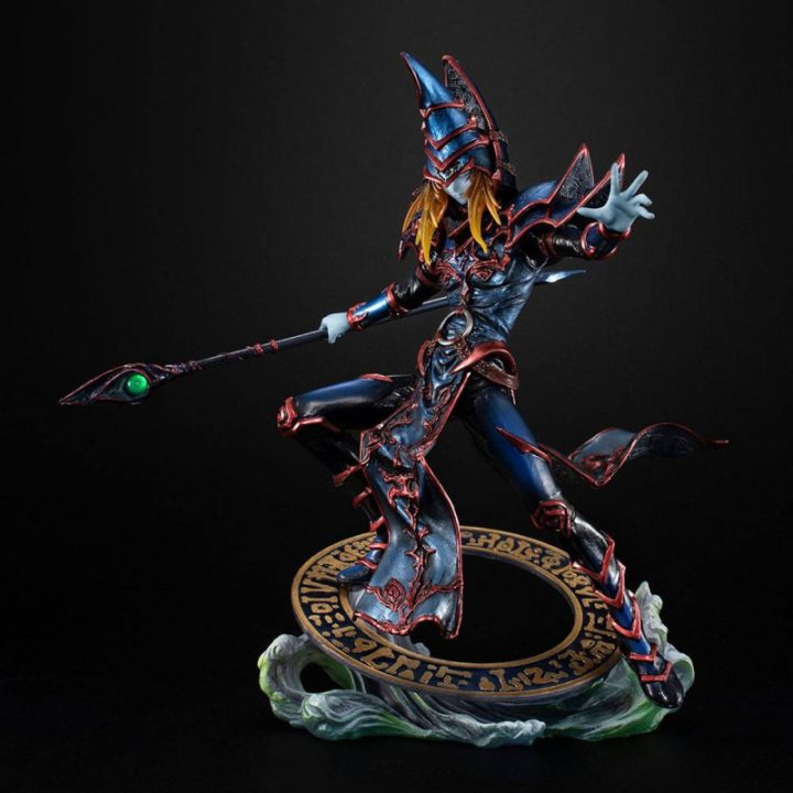 Megahouse Yu-Gi-Oh! Art Works Monsters Dark Magician Figure (MH833090)