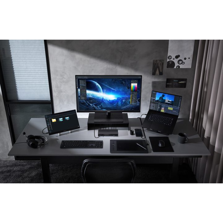 ASUS Master Thunderbolt 5 Dock DC510 Alámbrico Negro